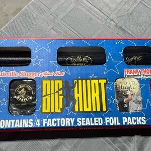 Frank Thomas Louisville Slugger Mini Bat + 4 Factory Sealed Packs New